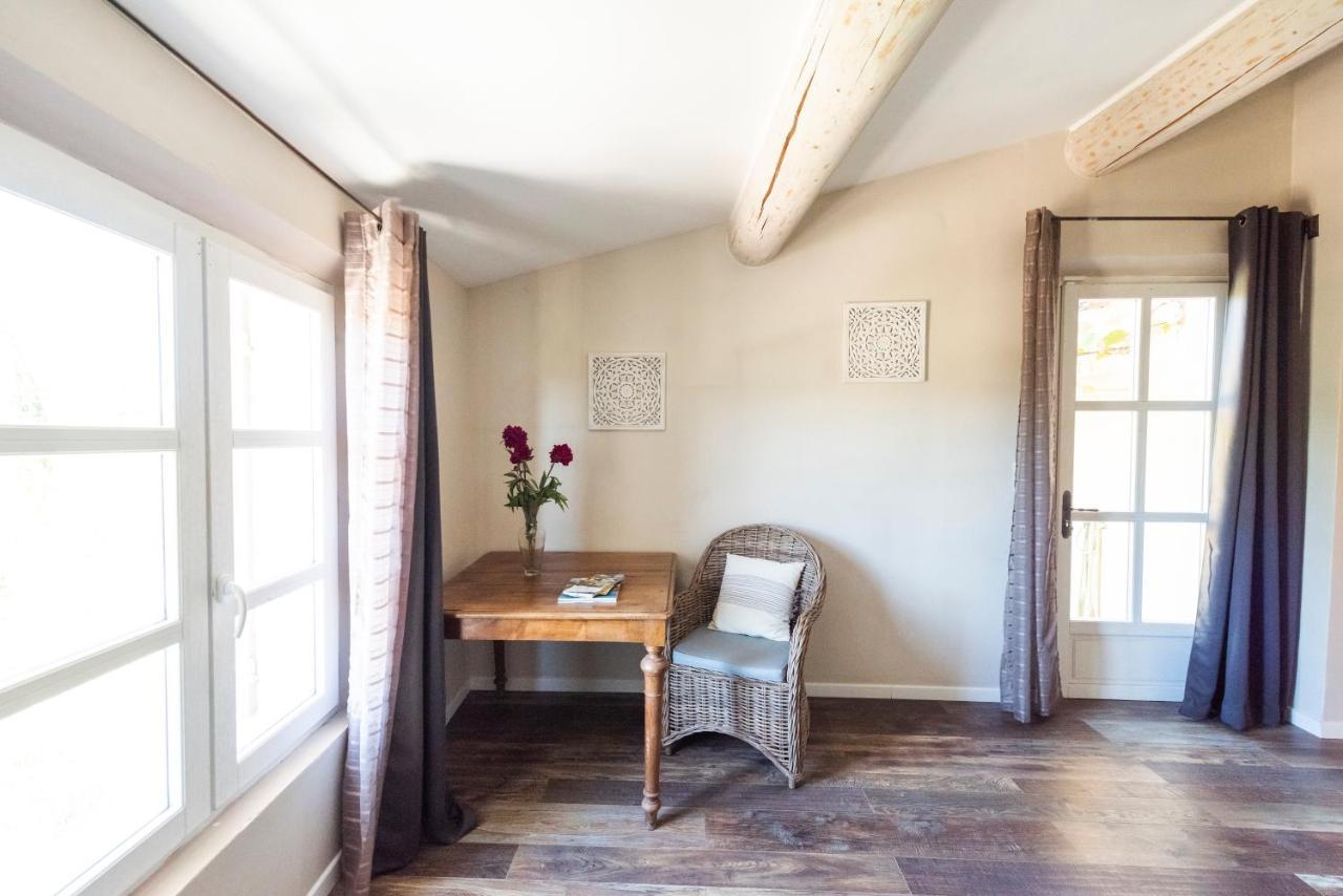 Le Mas Silvestre Saint-Saturnin-les-Apt Εξωτερικό φωτογραφία