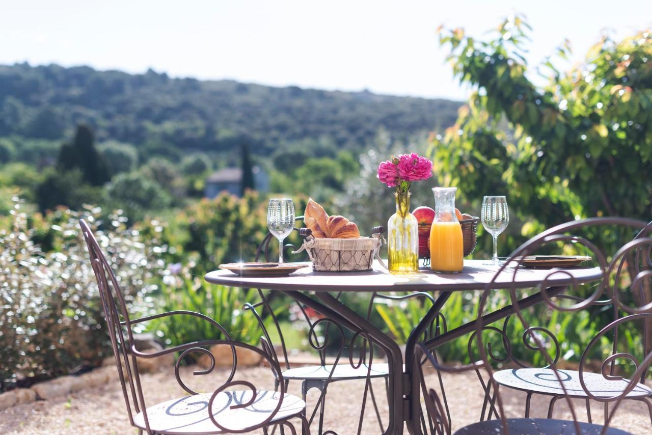 Le Mas Silvestre Saint-Saturnin-les-Apt Εξωτερικό φωτογραφία