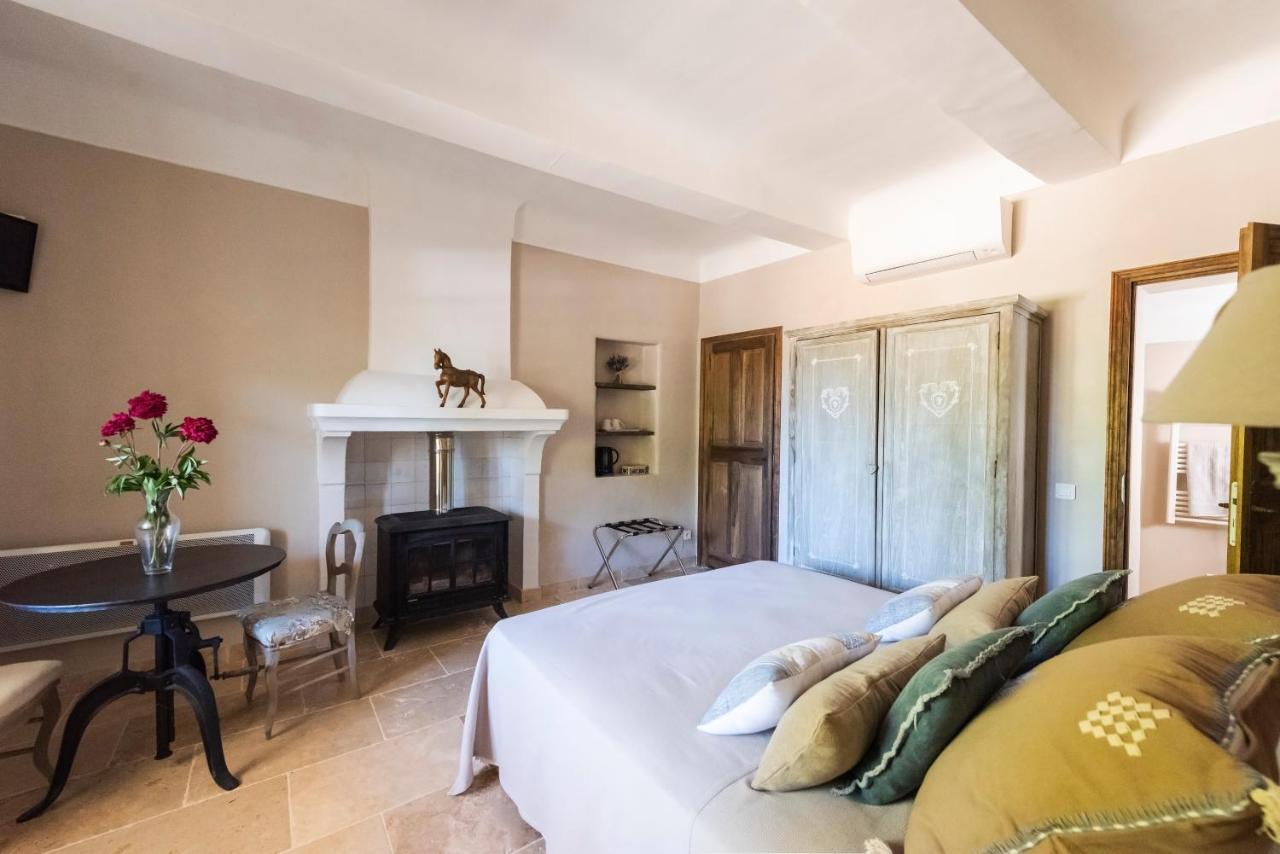 Le Mas Silvestre Saint-Saturnin-les-Apt Εξωτερικό φωτογραφία